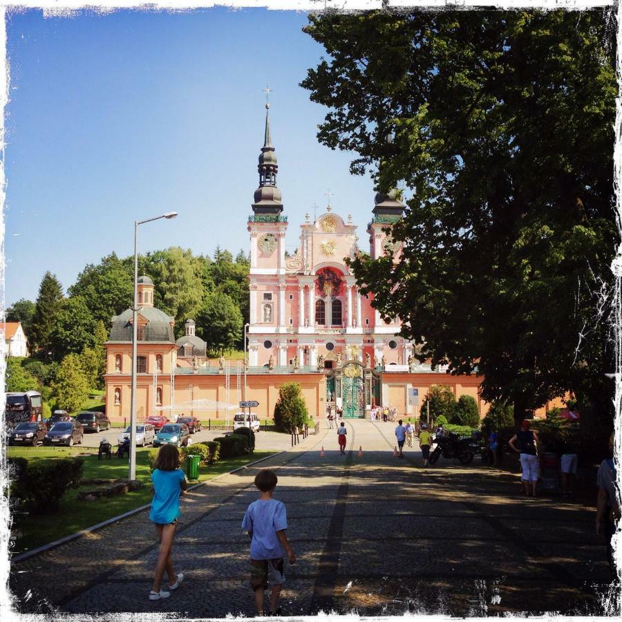 Folwark Malinowy Chrusniak Villa Bisztynek Екстериор снимка
